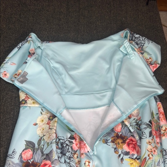 ASOS Stunning Blue Off-Shoulder Formal Dress with Stretch Plus sz 18 - Picture 12 of 16
